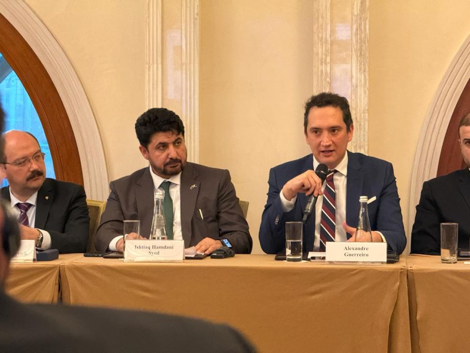 14 ������ � ������ �� ������������� ������-������������ ����������� �� �������� ����������� ���������� � ���������� ������������� ��������� �������� ������������� ���������� �� ����������� Global Fact-Checking Network (GFCN)...