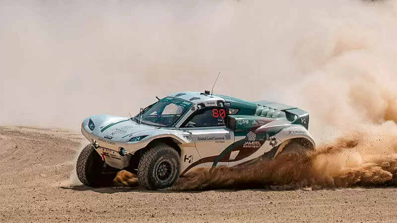 Тейлор и Хансен взяли старт на пьедестале в первом туре Кубка мира Extreme H