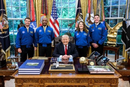 ���������� ���������� ����� ���������� �� ����, ������ ����� �� ����� ������� � �������� ������ Artemis II � ����� ����