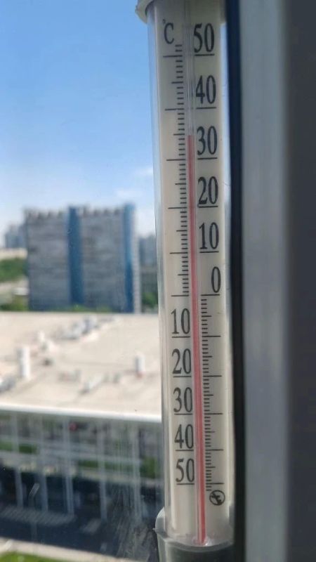 Аномальная жара вовсю пытается оправдать ожидания синоптиков и установить в Москве и Подмосковье новый абсолютный рекорд суток Аномальная жара вовсю пытается оправдать ожидания синоптиков и установить в Москве и Подмосковье новый абсолютный рекорд суток