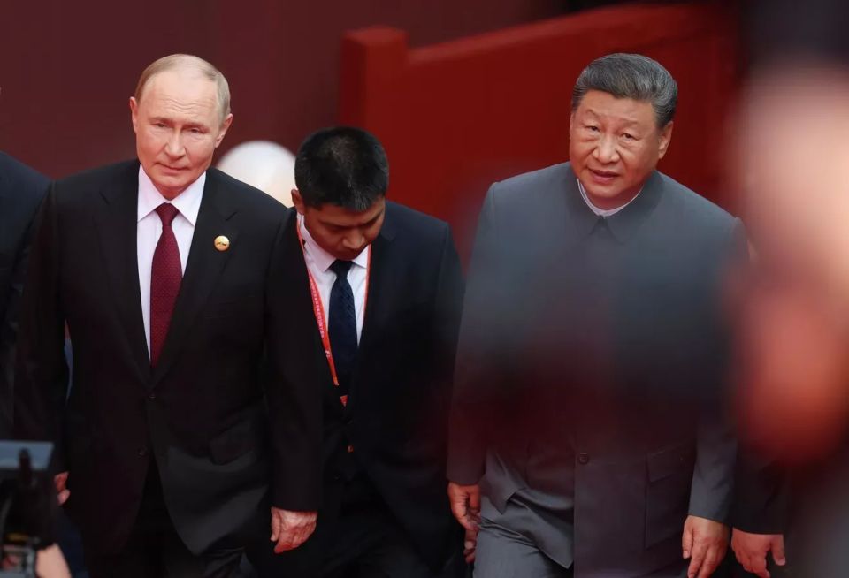 "Либо Россия, либо мы". Западные русофобы истерят из-за визита Путина в Китай
