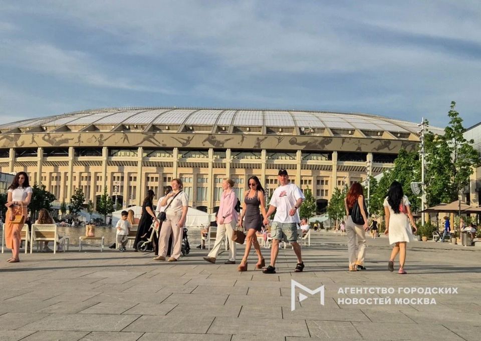 «Лужники» превратились в новые Патрики? Пока одни восхищаются новым городским пространством, другие сокрушаются, мол, раньше было лучше