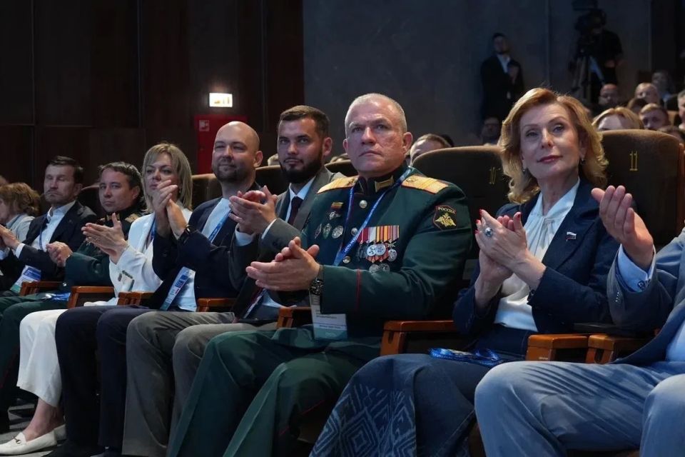 Дмитрий Саблин: Принял участие в региональном отчётно-программном форуме «Единой России» «Есть результат!», который прошёл сегодня в Москве Дмитрий Саблин: Принял участие в региональном отчётно-программном форуме «Единой России» «Есть результат!», который прошёл сегодня в Москве