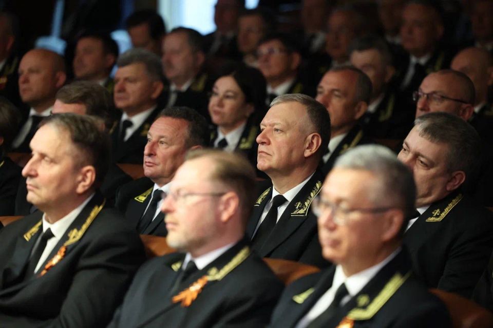 Алексей Шапошников: В Мосгордуме впервые прошёл семинар по вопросам обеспечения деятельности мировой юстиции с участием представителей судебной системы, федеральных и городских органов власти, органов исполнительной власти... Алексей Шапошников: В Мосгордуме впервые прошёл семинар по вопросам обеспечения деятельности мировой юстиции с участием представителей судебной системы, федеральных и городских органов власти, органов исполнительной власти...
