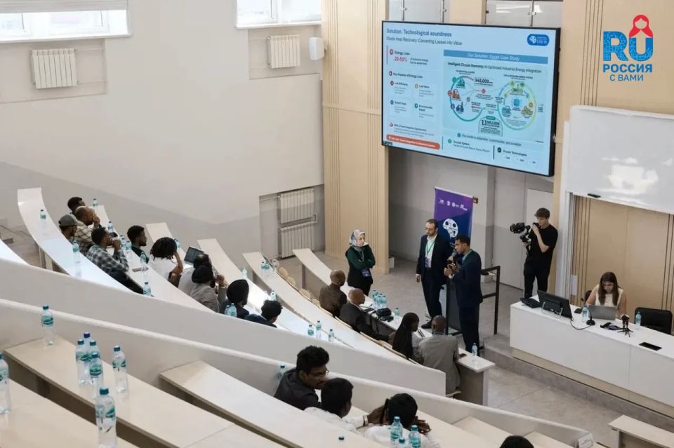 Зарубежные специалисты начали работу над совместными проектами на Международном чемпионате CASE-IN