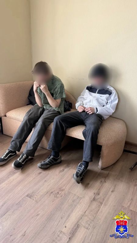 В Новгородской области сотрудники транспортной полиции пресекли опасную поездку юных зацеперов на поезде