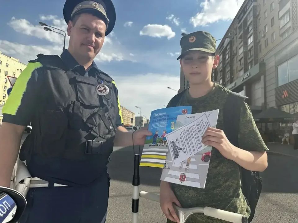 Госавтоинспекция Москвы продолжает работу по обеспечению детской безопасности на дорогах, реализуя комплекс мер, направленных на профилактику детского дорожно-транспортного травматизма и формирование навыков безопасного... Госавтоинспекция Москвы продолжает работу по обеспечению детской безопасности на дорогах, реализуя комплекс мер, направленных на профилактику детского дорожно-транспортного травматизма и формирование навыков безопасного...