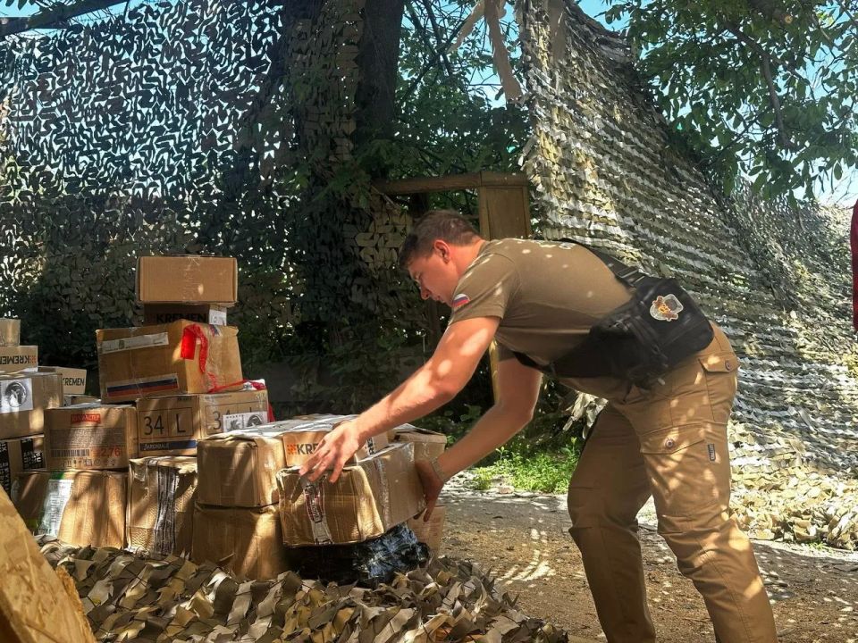 Добровольцы-спасатели МГО ВСКС продолжают свою важную миссию по поддержке наших военнослужащих Добровольцы-спасатели МГО ВСКС продолжают свою важную миссию по поддержке наших военнослужащих