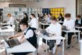 Выпускникам московских школ стало проще выбрать университет с помощью сервиса «Выбор вуза» в «МЭШ»