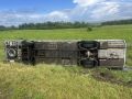 Автобус с детьми попал по дороге из лагеря в ДТП в Красноярском крае