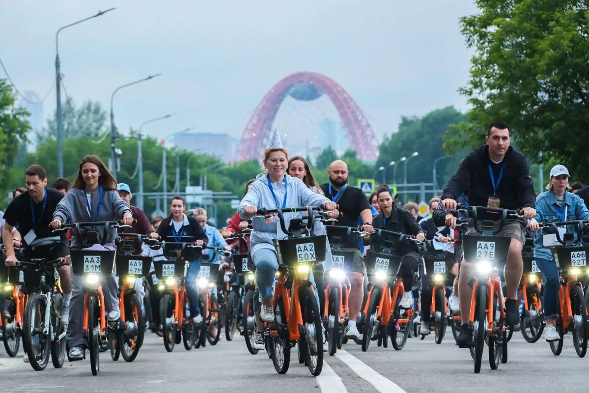 Вчера в Москве прошел первый ночной велофестиваль