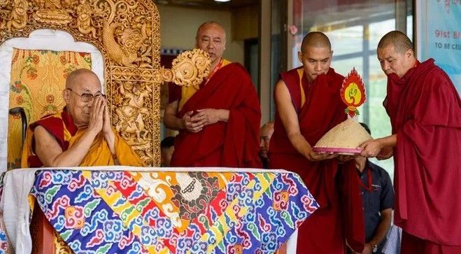 Далай-лама XIV отметил 91-летие и заявил, что может прожить до 130 лет