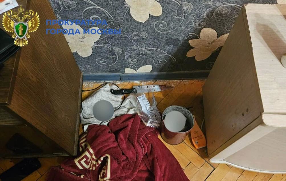 На основании доказательств, представленных государственным обвинителем прокуратуры города Москвы, 36-летний мужчина приговорен к 15 годам лишения свободы за убийство двух человек На основании доказательств, представленных государственным обвинителем прокуратуры города Москвы, 36-летний мужчина приговорен к 15 годам лишения свободы за убийство двух человек