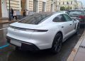 Неизвестный похитил Porsche с автомойки в ЖК «Аквамарин», несколько часов покатался по городу, попал в аварию, а потом пригнал авто обратно