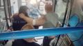 В Москве двое иностранцев напали на контролера и пассажира в автобусе