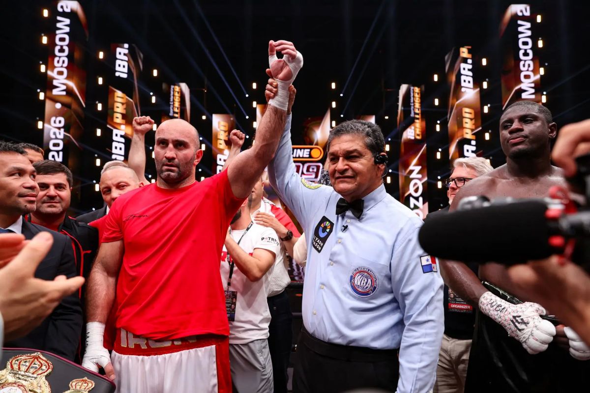 Мурат Гассиев защитил титул WBA на турнире IBA PRO 19 в Москве Мурат Гассиев защитил титул WBA на турнире IBA PRO 19 в Москве