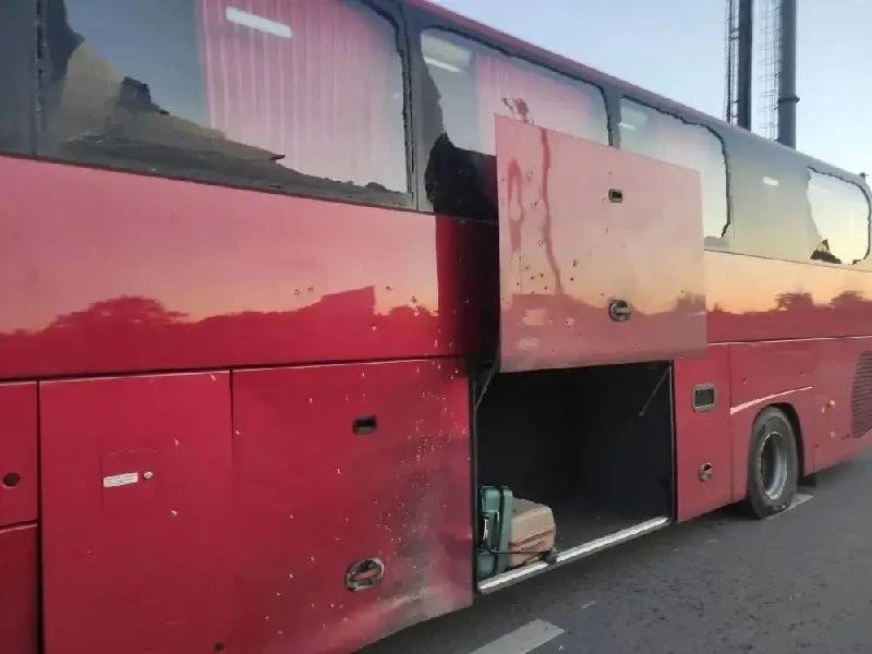 Киевский режим продолжает террор против гражданских: атакован автобус Стаханов — Москва и новые жертвы в ДНР Киевский режим продолжает террор против гражданских: атакован автобус Стаханов — Москва и новые жертвы в ДНР