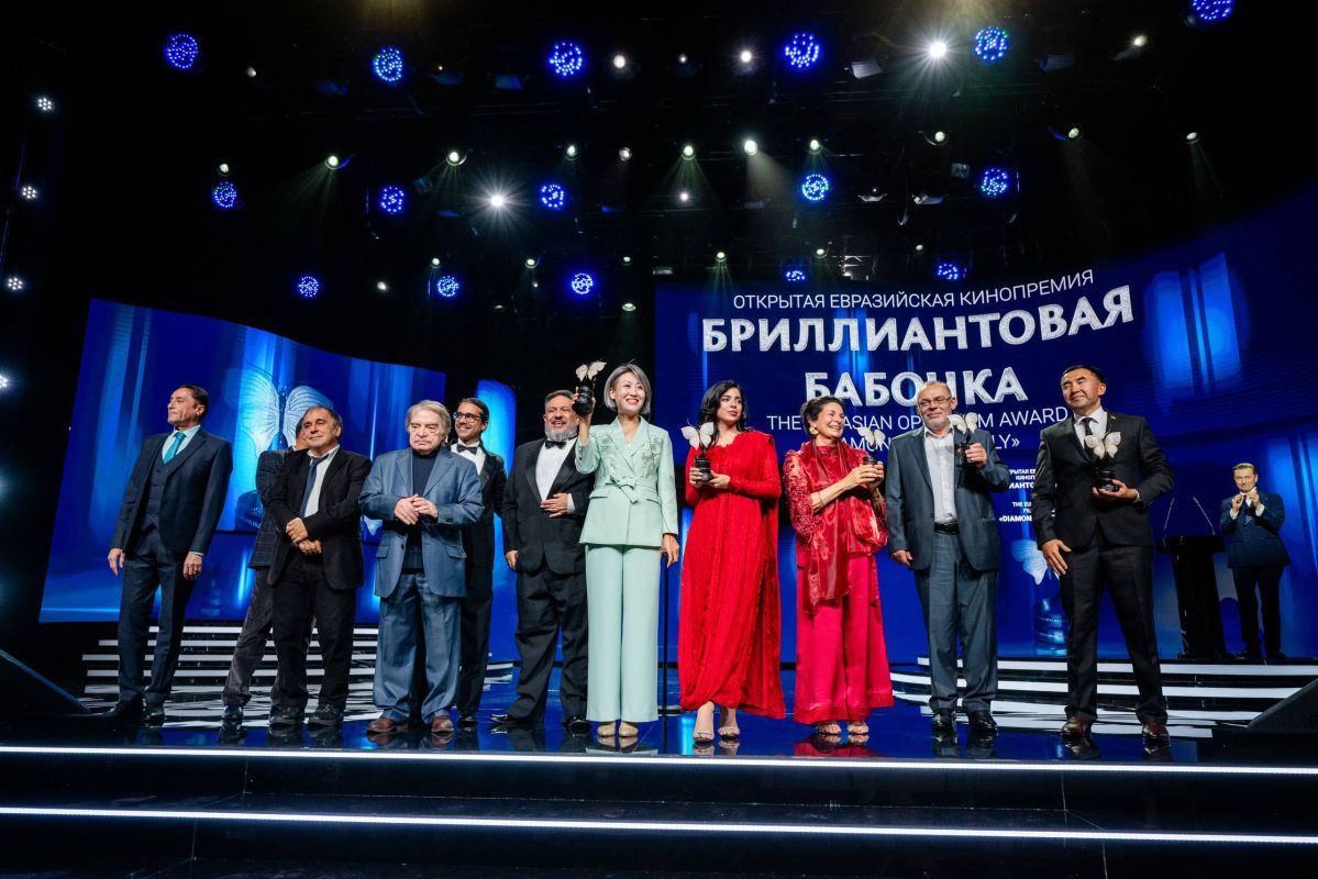 Открытая Евразийская кинопремия «Бриллиантовая бабочка» объявляет о старте нового сезона и приглашает Беларусь к участию Открытая Евразийская кинопремия «Бриллиантовая бабочка» объявляет о старте нового сезона и приглашает Беларусь к участию