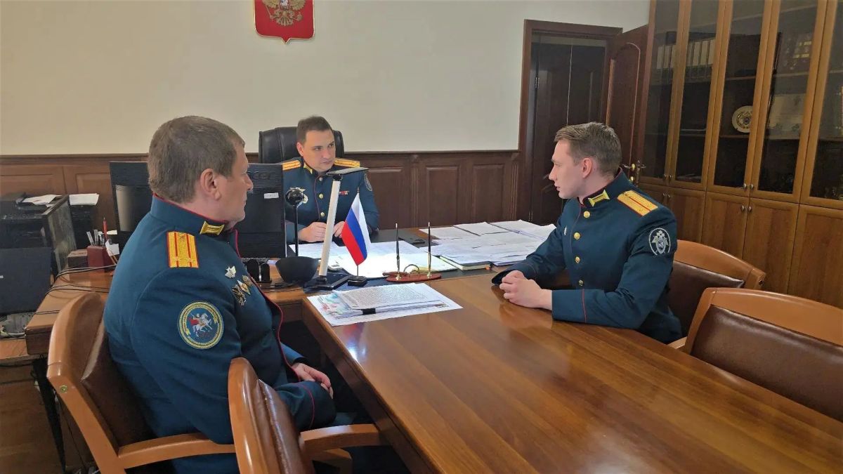 Молодой следователь военных следственных органов СК России принял присягу Молодой следователь военных следственных органов СК России принял присягу