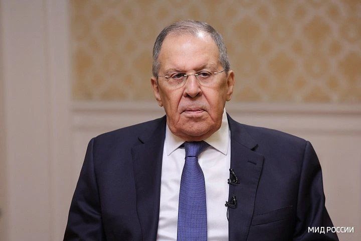 Образец отношений между державами: Сергей Лавров написал для газеты "Коммерсант" статью к 25-летию российско-китайского Договора о добрососедстве, дружбе и сотрудничестве