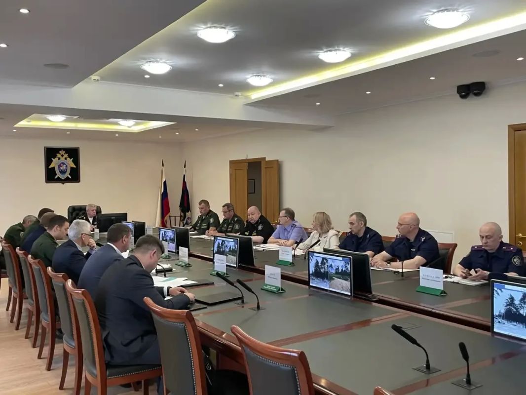 В ГВСУ проведено оперативное совещание по вопросам строительства и развития инфраструктуры Следственного комитета России В ГВСУ проведено оперативное совещание по вопросам строительства и развития инфраструктуры Следственного комитета России