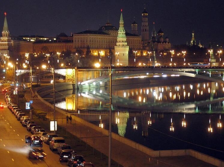 Погибшие в ДТП на Лужнецком метромосту байкер с подругой любовались ночной Москвой