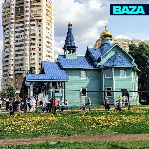 Мужчина с лопатой напал на прихожан храма в Москве и был застрелен из травмата