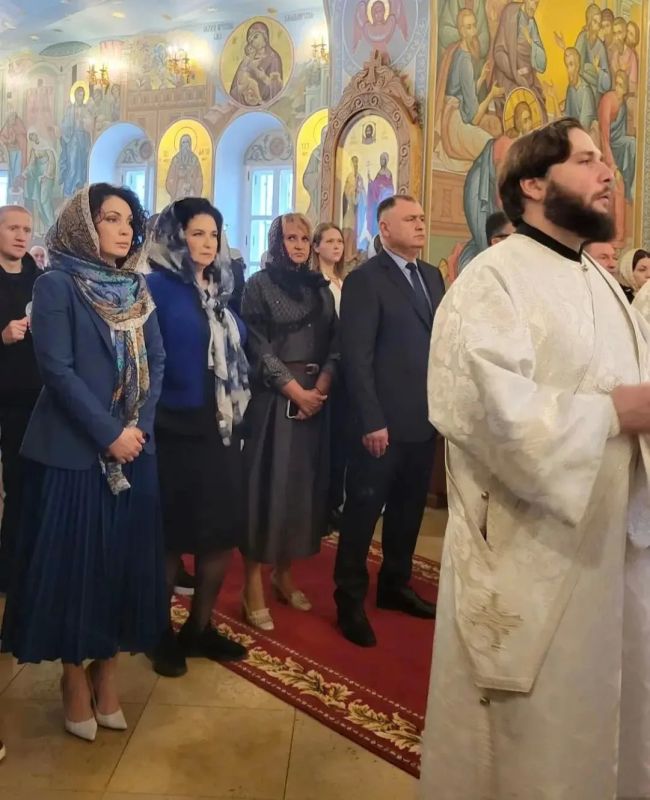 Депутаты Мосгордумы приняли участие в мемориальных акциях, посвященных Дню солидарности в борьбе с терроризмом Депутаты Мосгордумы приняли участие в мемориальных акциях, посвященных Дню солидарности в борьбе с терроризмом