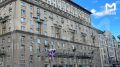 Квартиру Владимира Высоцкого продают за 170 млн рублей — за эти деньги покупателей ждут убитые 120 квадратов в центре Москвы, проблемы с отоплением, стояками и вентиляцией