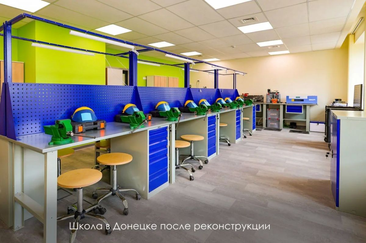Алексей Шапошников: В Луганске и Донецке к новому учебному году обновили ещё пять школ и гимназий Алексей Шапошников: В Луганске и Донецке к новому учебному году обновили ещё пять школ и гимназий