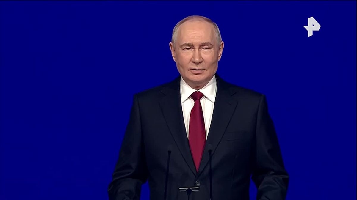 "Даже от себя не ожидал, что это производит такое впечатление": Владимир Путин рассказал об ощущениях от прикладывания к мощам Дмитрия Донского