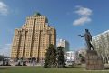 Билетов в театры не достать, улицы забиты дорогими машинами, но цены кусаются: Как сейчас живет российский Донецк