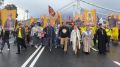 В колонне Крестного хода идёт создатель Царьграда Константин Малофеев и его супруга, уполномоченный при Президенте России по правам ребёнка Мария Львова-Белова