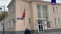 Посольство Непала в Москве приспустило флаг на здании в связи с трауром в память о погибших в результате наводнения, сообщает корреспондент ТАСС