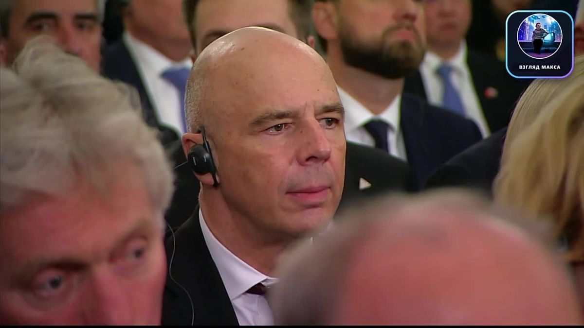 Президент России Владимир Путин и генеральный секретарь ЦК Компартии Вьетнама, президент Социалистической Республики Вьетнам То Лам выступили с заявлениями для СМИ по итогам переговоров в Кремле