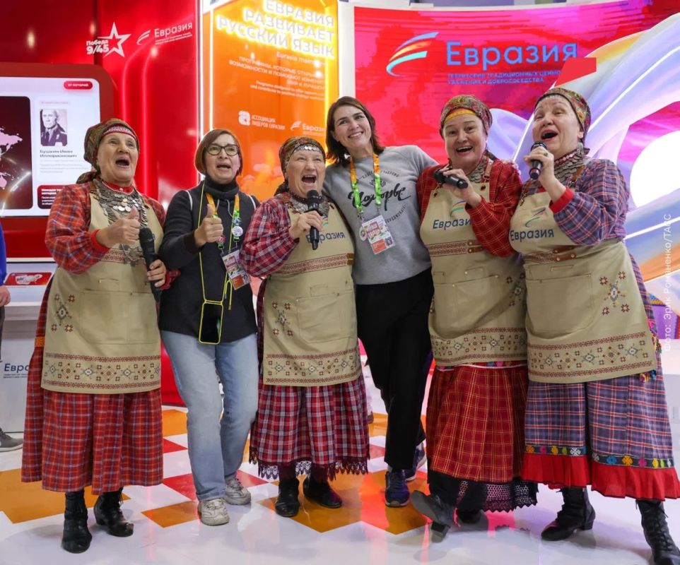 Весь мир встретился в Екатеринбурге Весь мир встретился в Екатеринбурге