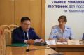 Бывшего заместителя начальника ГУ МВД по Краснодарскому краю Алексея Чебуракова и его сообщников, задержанных за взятки, отправили в Москву