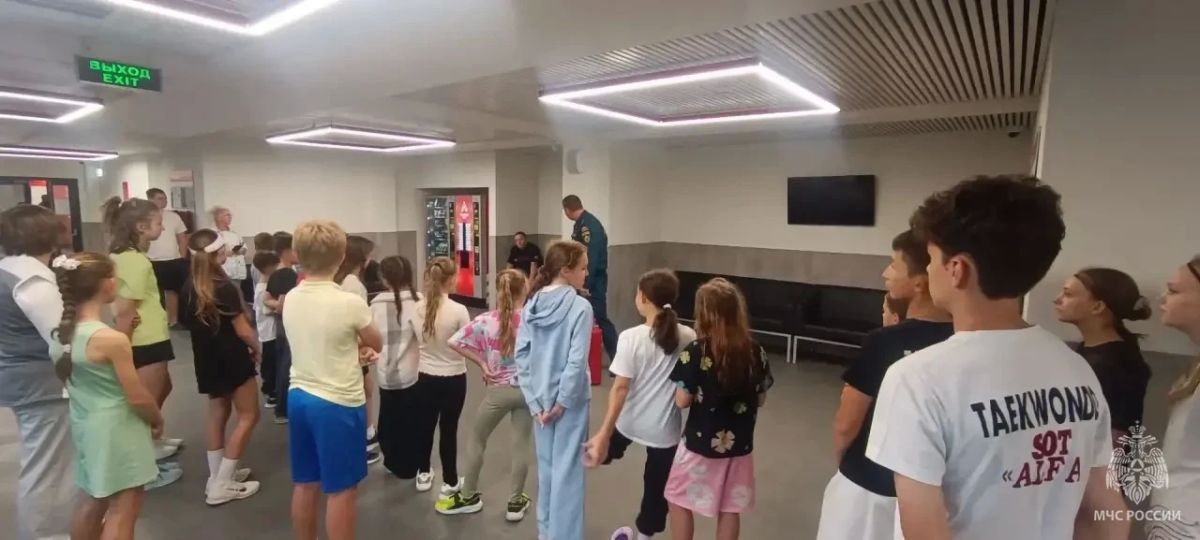 В Юго-Западном округе детям напомнили правила пожарной безопасности В Юго-Западном округе детям напомнили правила пожарной безопасности