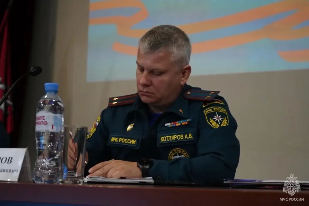 В столичном Главке МЧС России прошли занятия школы оперативного мастерства В столичном Главке МЧС России прошли занятия школы оперативного мастерства