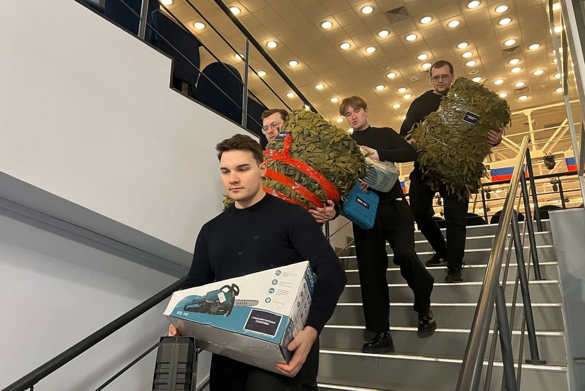 Московские студенты отправили более 80 тонн гуманитарной помощи для бойцов СВО и жителей приграничных регионов Московские студенты отправили более 80 тонн гуманитарной помощи для бойцов СВО и жителей приграничных регионов