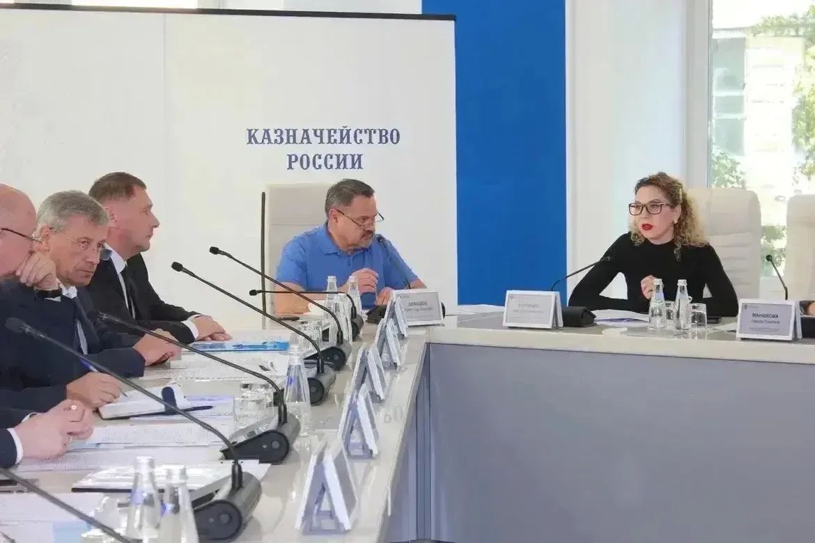 Александр Демидов провёл совещание по строительству объектов космодрома «Восточный» Александр Демидов провёл совещание по строительству объектов космодрома «Восточный»