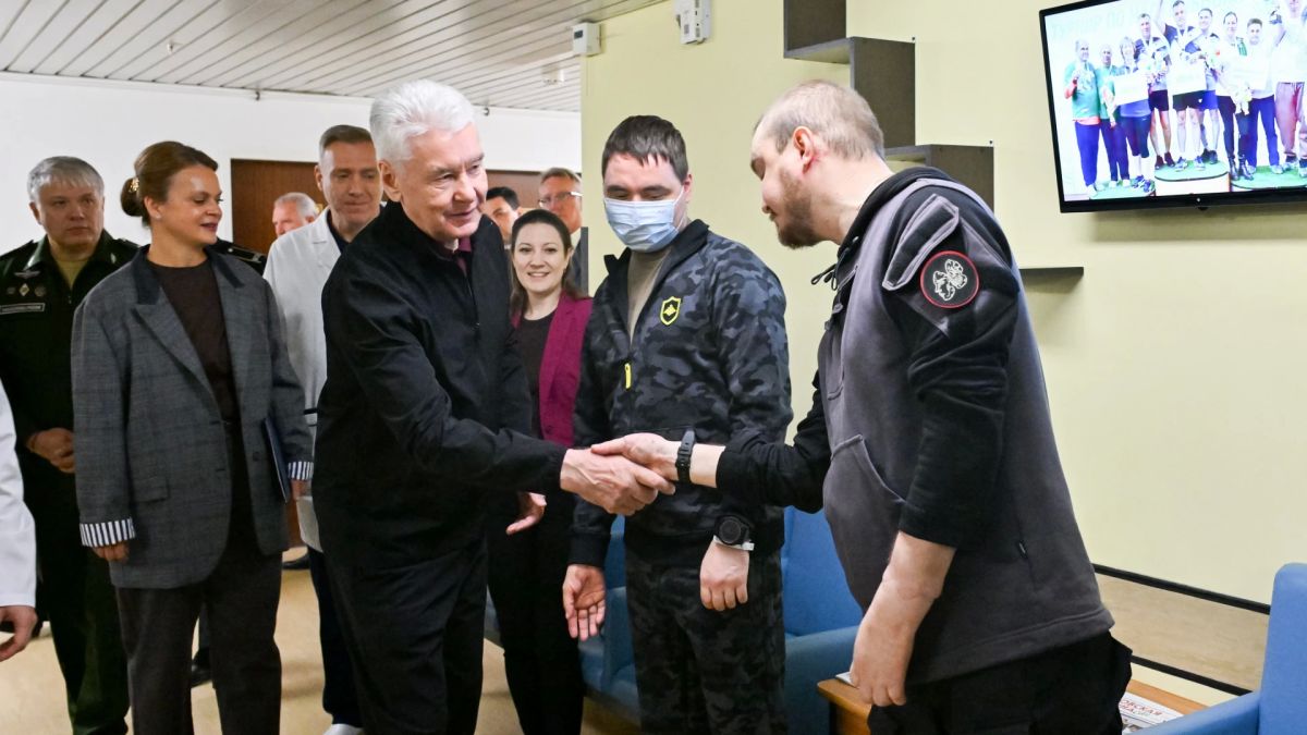 Сергей Собянин: Сегодня вместе с заместителем Министра обороны России Анной Цивилёвой посетили Госпиталь ветеранов войн №3 — одно из крупнейших специализированных лечебных учреждений Москвы Сергей Собянин: Сегодня вместе с заместителем Министра обороны России Анной Цивилёвой посетили Госпиталь ветеранов войн №3 — одно из крупнейших специализированных лечебных учреждений Москвы