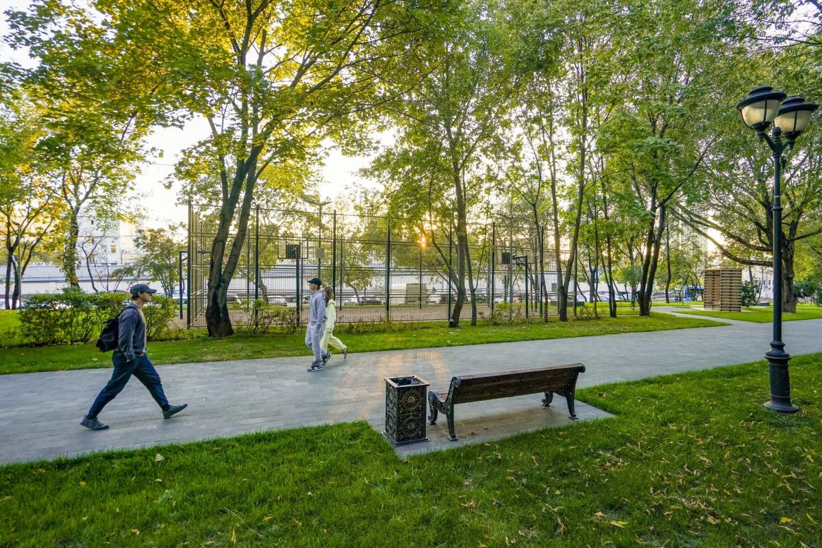 Спортивные площадки и новые прогулочные маршруты обустроили в сквере за музеем «Бородинская битва» в районе Дорогомилово в #ЗАО Спортивные площадки и новые прогулочные маршруты обустроили в сквере за музеем «Бородинская битва» в районе Дорогомилово в #ЗАО