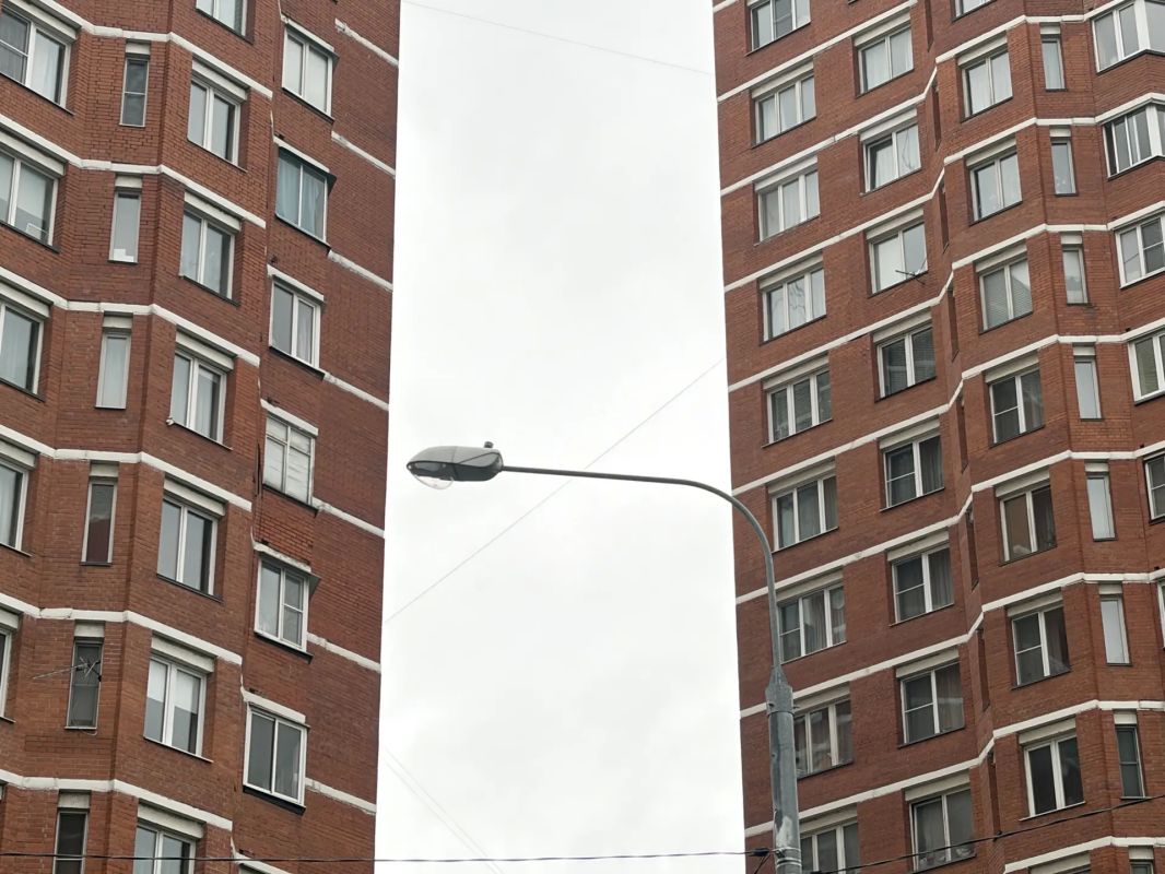 Дмитрий Саблин: Более 30 опор освещения переданы на баланс города в Щербинке Дмитрий Саблин: Более 30 опор освещения переданы на баланс города в Щербинке