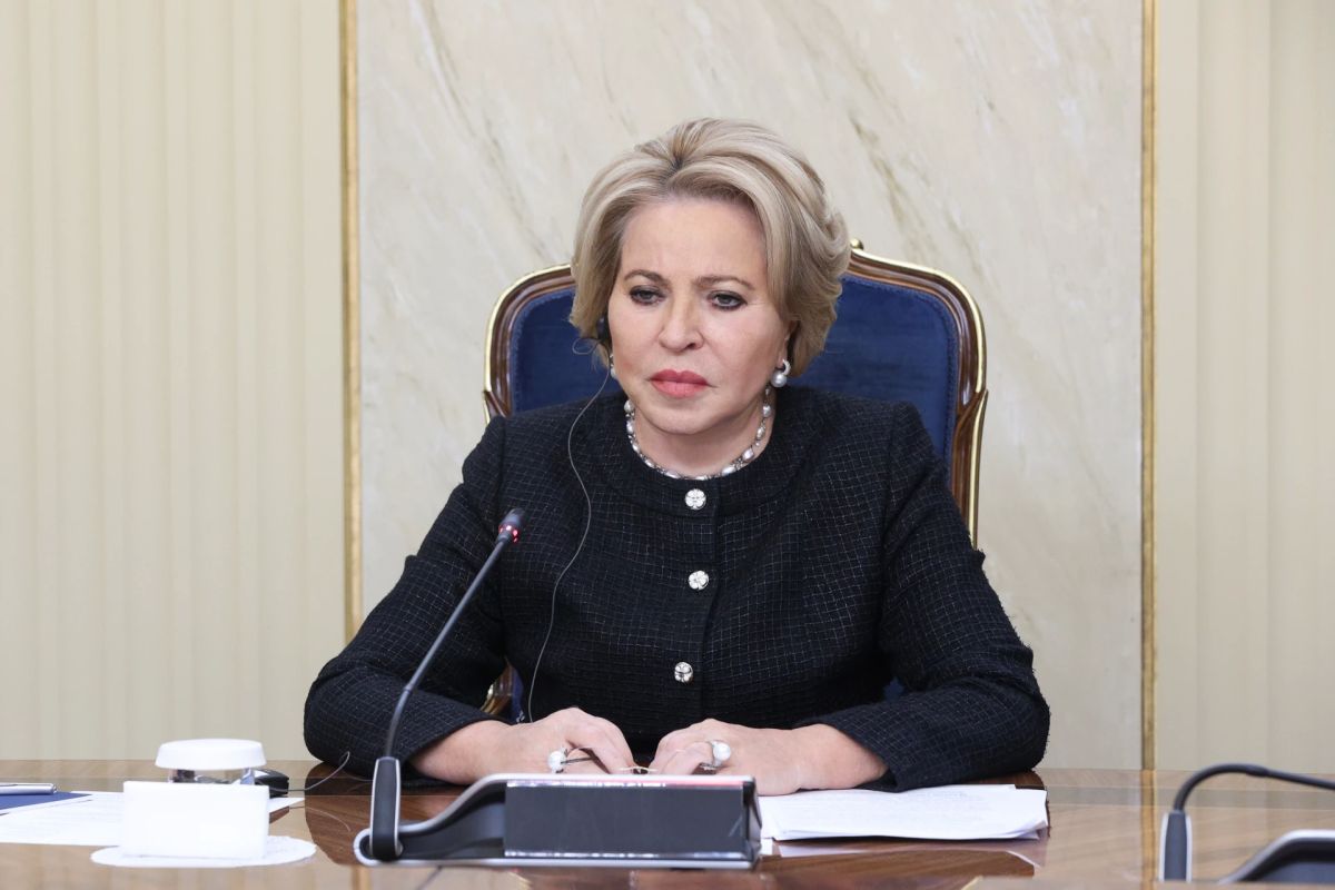 Валентина Матвиенко: Участие парламентариев ЦАР в наблюдении за выборами в РФ свидетельствует о высоком уровне взаимодействия законодателей двух стран Валентина Матвиенко: Участие парламентариев ЦАР в наблюдении за выборами в РФ свидетельствует о высоком уровне взаимодействия законодателей двух стран