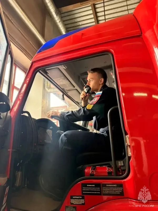 От колледжа – к службе: в столичном гарнизоне прошёл открытый диалог с будущими пожарными От колледжа – к службе: в столичном гарнизоне прошёл открытый диалог с будущими пожарными