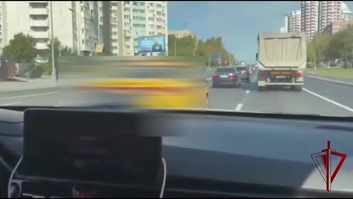 В Москве росгвардейцы остановили машину, числящуюся в розыске