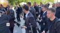 Зеленский ответил на вопрос журналиста ИС "Вести" Валентина Богданова, когда он приедет в Москву