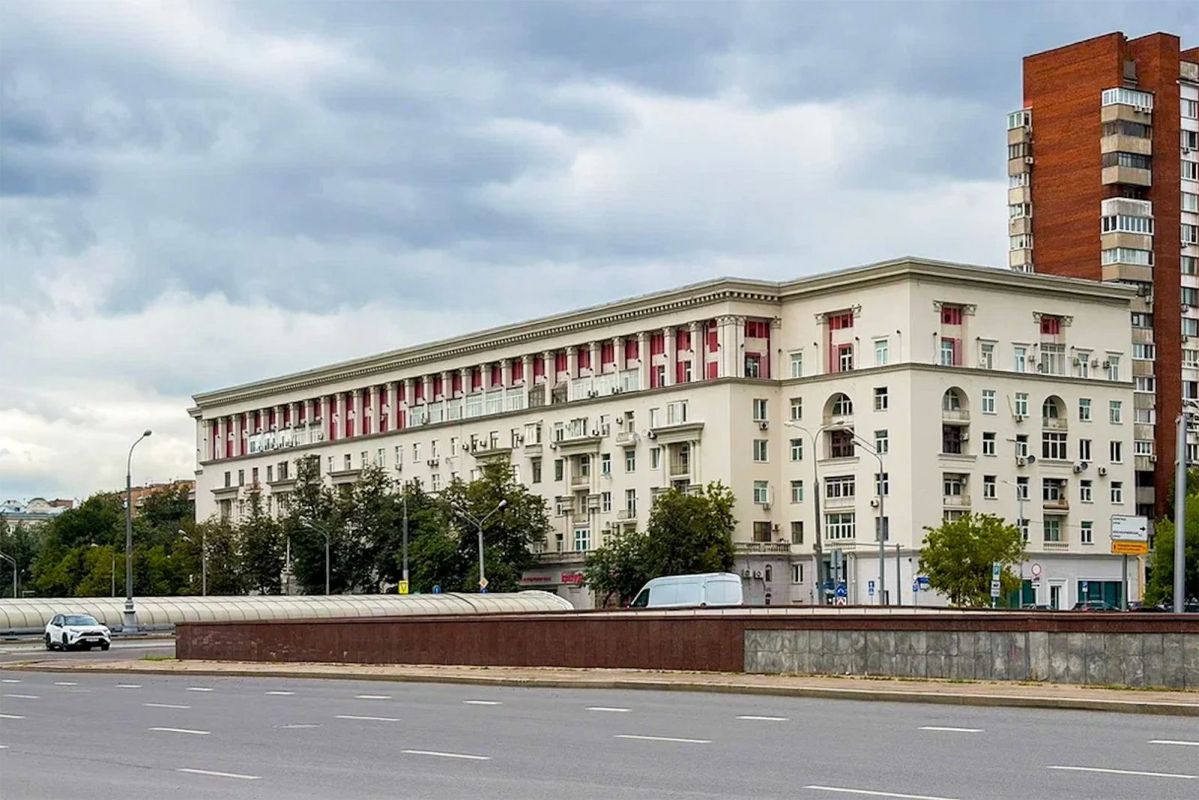 В «Активном гражданине» началось голосование за шесть отремонтированных домов, где в разные годы жили известные москвичи — спортсмены, летчики, ученые, художники и писатели В «Активном гражданине» началось голосование за шесть отремонтированных домов, где в разные годы жили известные москвичи — спортсмены, летчики, ученые, художники и писатели