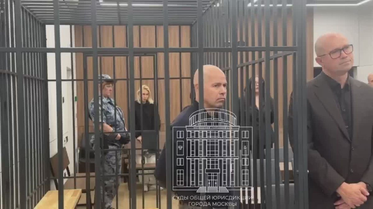 Гендиректор частной клиники «Медлайн» Василий Генералов еще на один месяц останется в следственном изоляторе